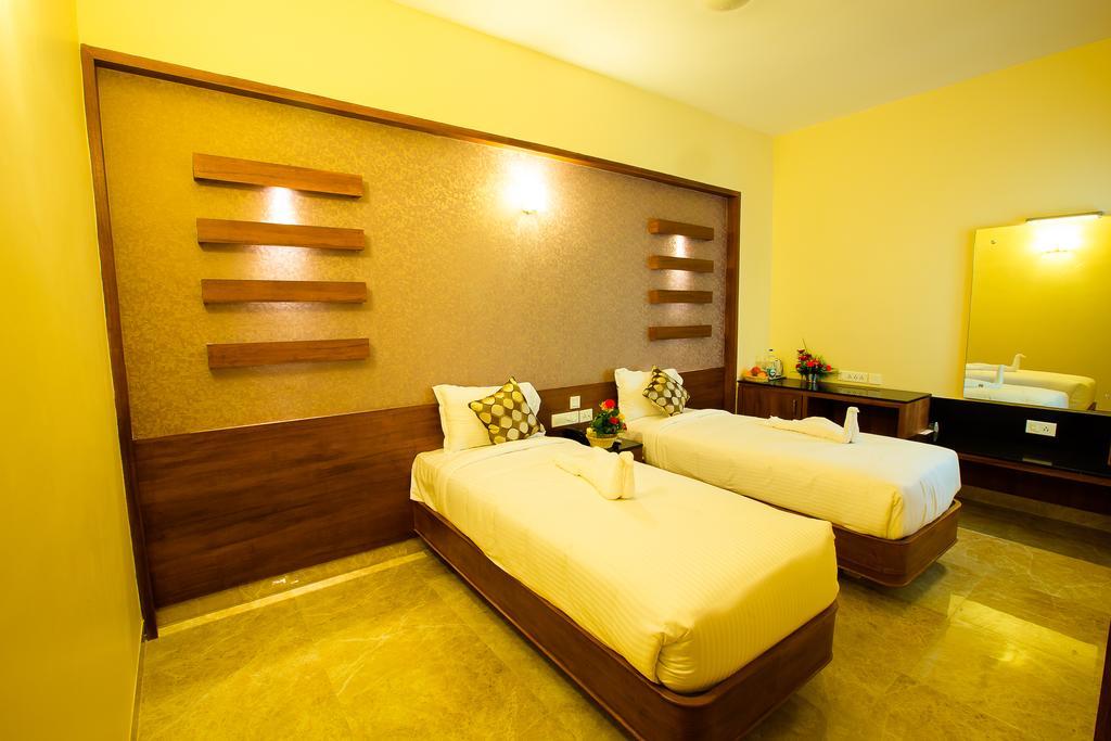 Hotel Radha Prasad Ероде Номер фото